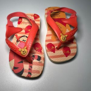 Chinelo infantil Havaianas Ursinho Pooh (22)