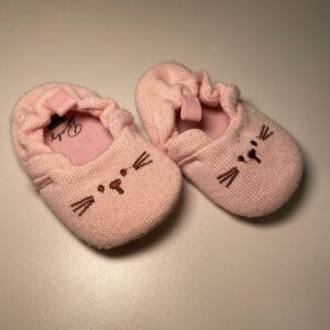 Sapatinho Bebê Rosa Gatinho (12cm)