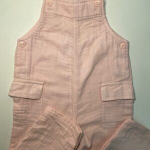 Jardineira Rosa Clara com Bolsos 😍