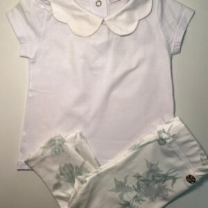 Body Branco com Gola Bordada + Calça Floral Delicada