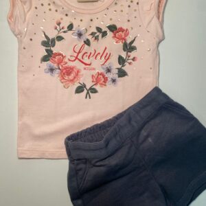 Conjunto de Blusa Estampada com Short Liso