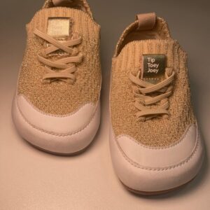 Tênis Dourado ✨👟