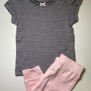 Blusa Listrada e Calça Rosa