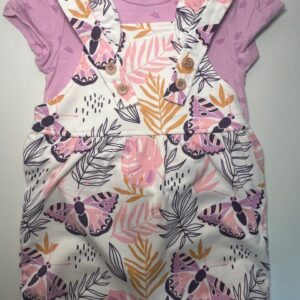 Jardineira colorida com body roxo