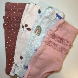 Conjunto de 4 calças com estampas variadas